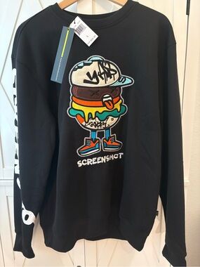 Screenshot crewneck sweatshirt large NWT